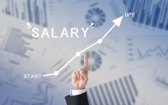 あとから後悔しないために、知っておきたい転職と年収の関係